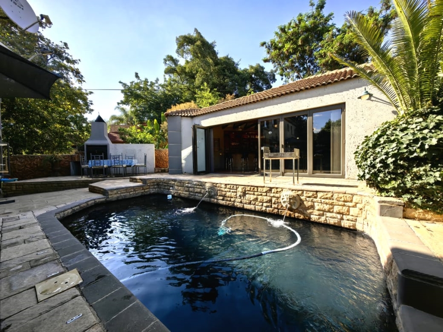 4 Bedroom Property for Sale in Safari Gardens North West